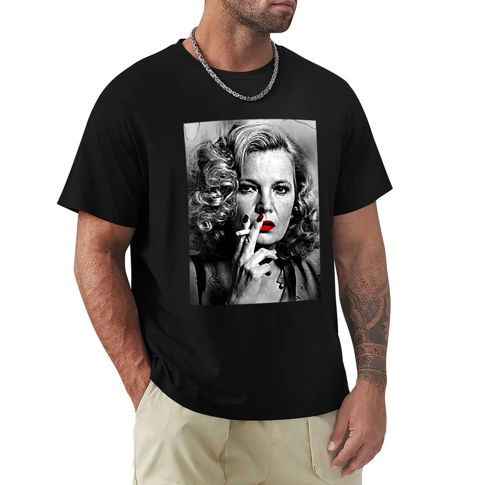 Gena Rowlands . T-Shirt Casual Light Summer Short Sleeve Top