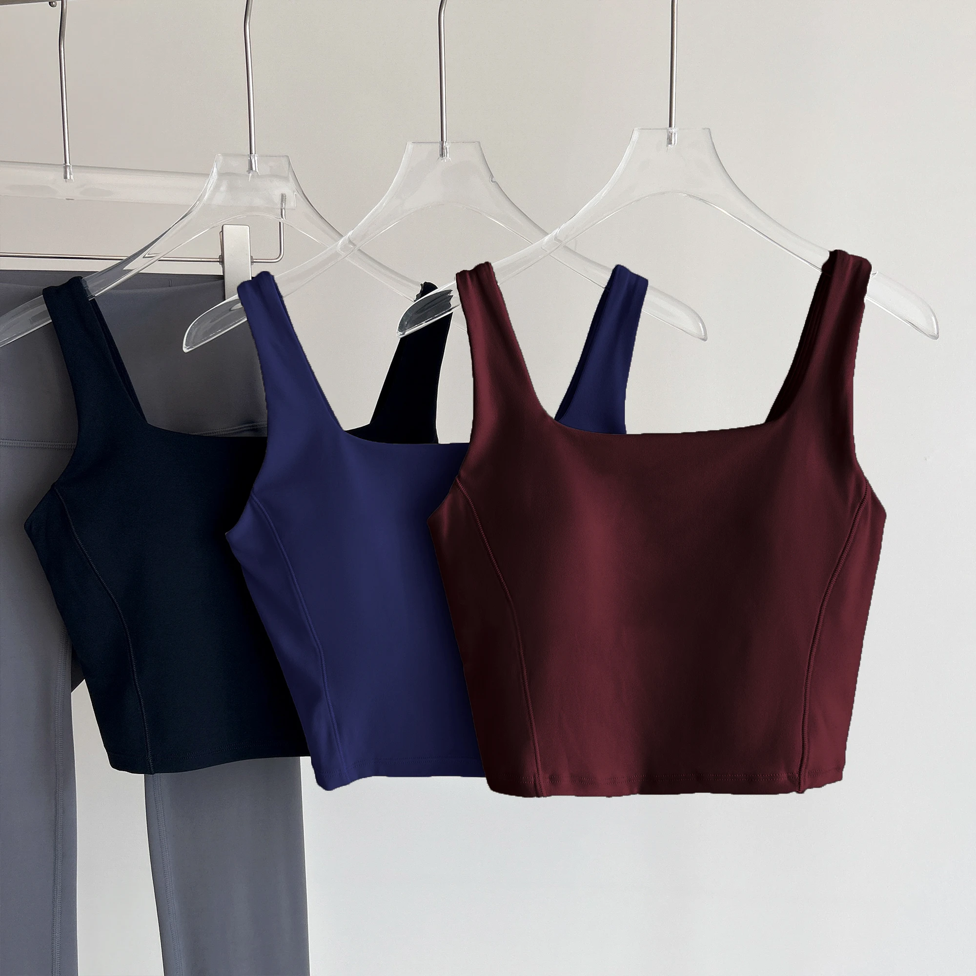 

Sports Bra for Women Yoga Top Fixed Chest Pad Gym Vest Shock-proof Workout Tops Yoga Clothes U-shaped Back Fitness Crop Top