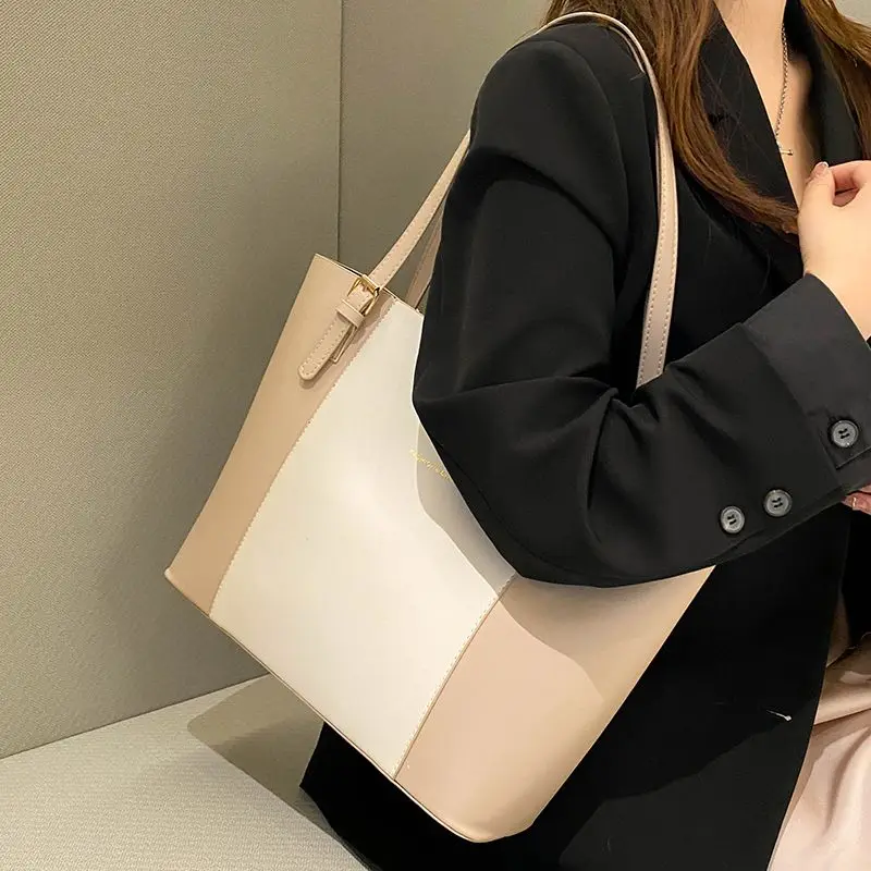 Large Capacity Bag for Women2024New Fashion Shoulder Tote Bag Portable Commuter Bag