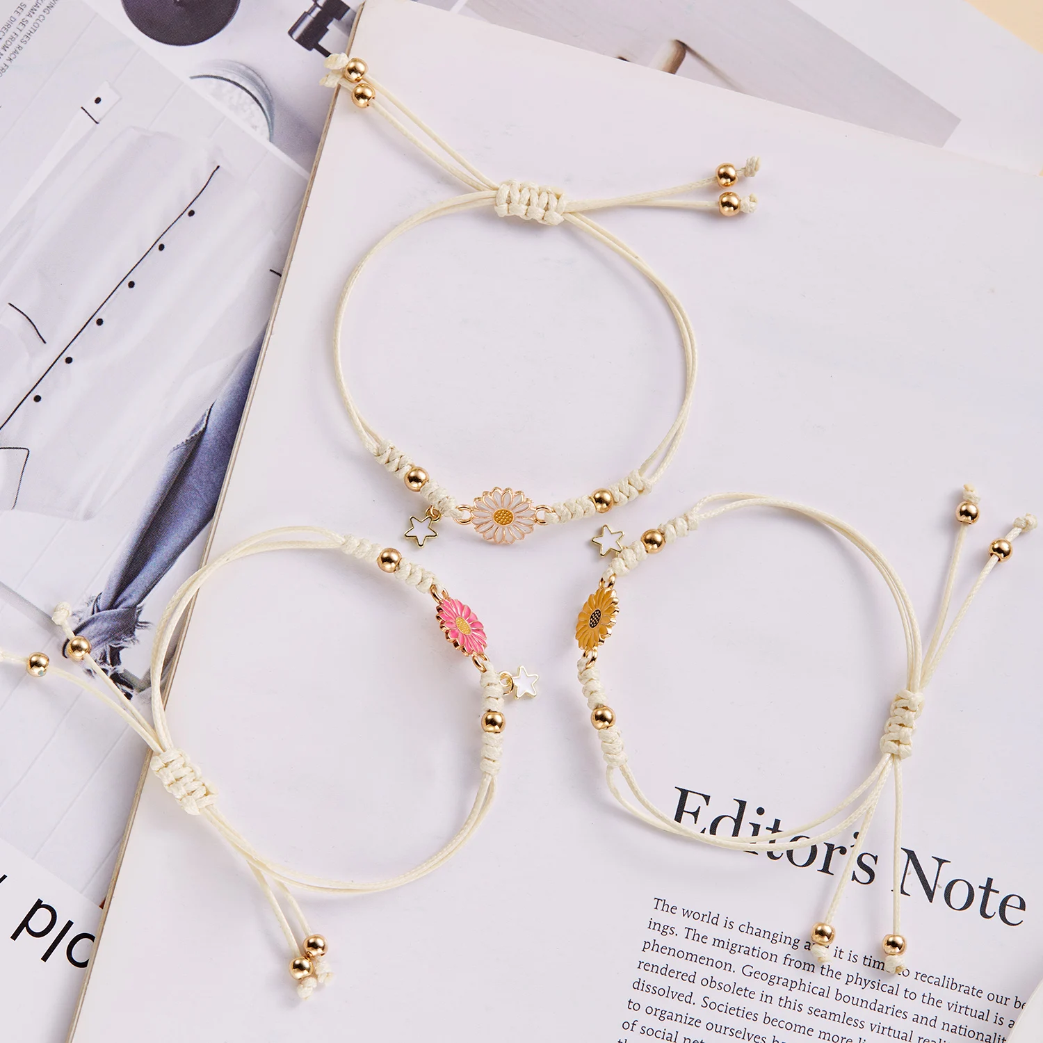 New Sweet Multicolor Daisy Flower Bracelets for Women Girls Korean Fashion Handmade Braided Rope Chain Travel Wristband Jewelry