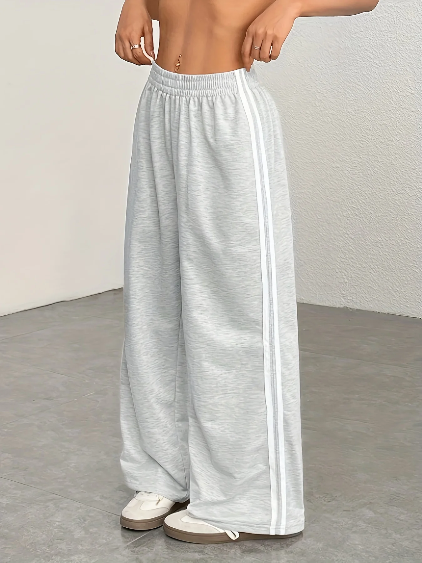 Women's Casual Wide Leg Pants Striped Loose Fit Trousers Comfortable Fashionable Ladies' Long Trousers