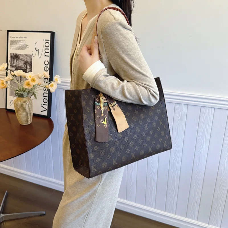 

Дизайнерская сумка через плечо для женщин, 2025 просторная сумка-шоппер, многосторонняя сумка для переноски, модная эстетичная сумка через плечо, шикарная ​