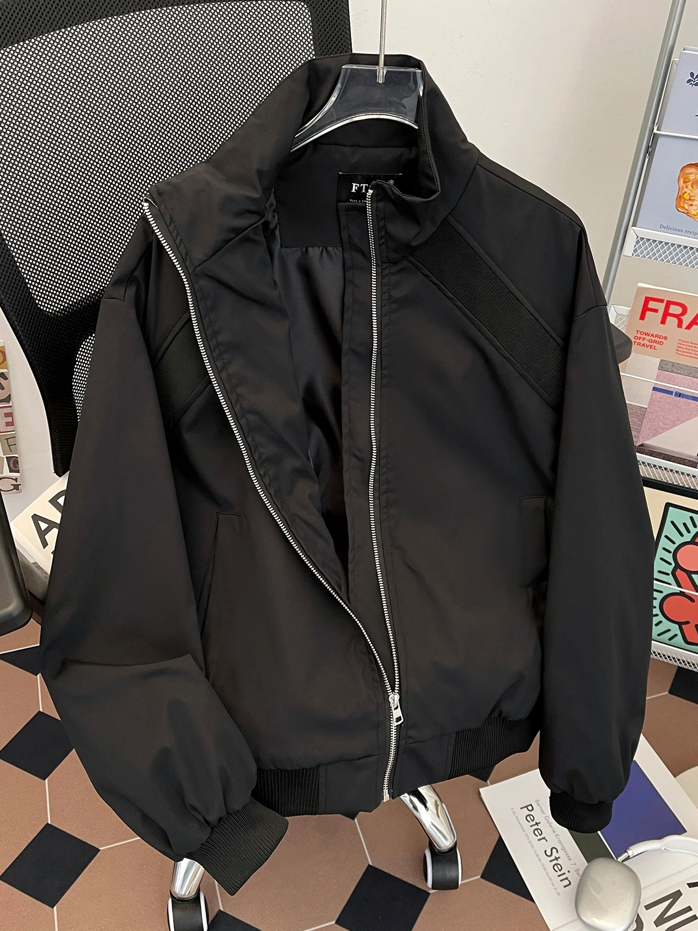 

Men's Spring Autumn Stand Collar Jaet Spor Casual Design Windproof Polyester Fiber Long Sve Zipper Closure No Hat Incl...