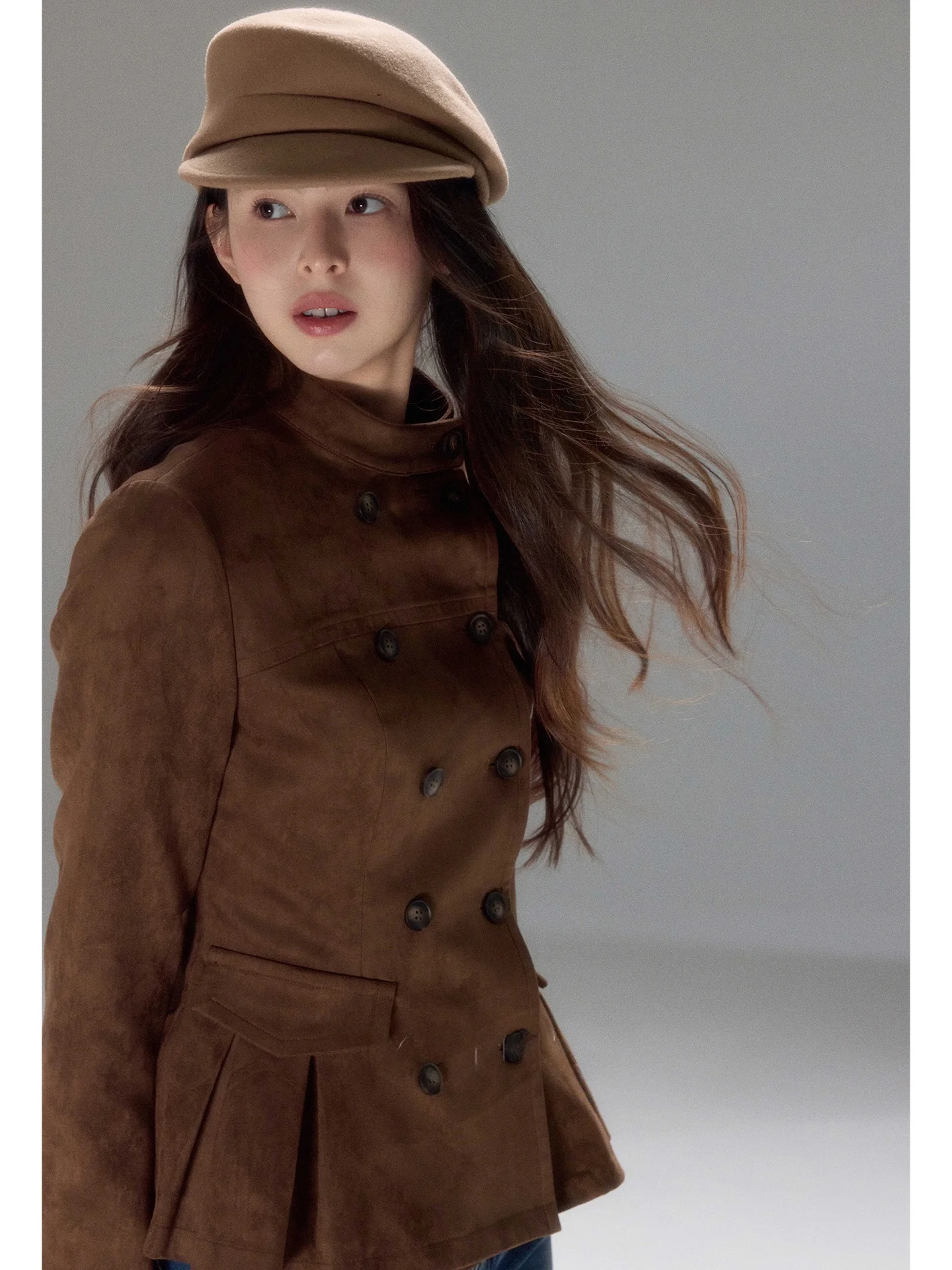 

Двухслойная женская зимняя куртка из замши и полиэстера, двубортная, в стиле ретро, с хлопковой подкладкой, дышащая...