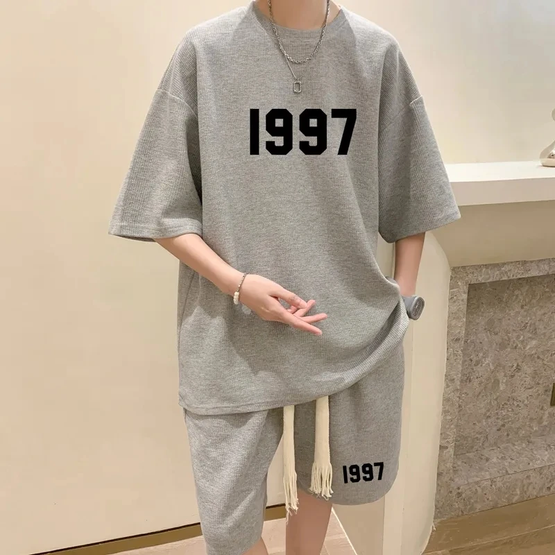 Oversized Waffle Summer Men\'s Sports Suit Breathable Casual Wild High Street Chic Fake Two-piece T-shirt + Simple Shorts Sets