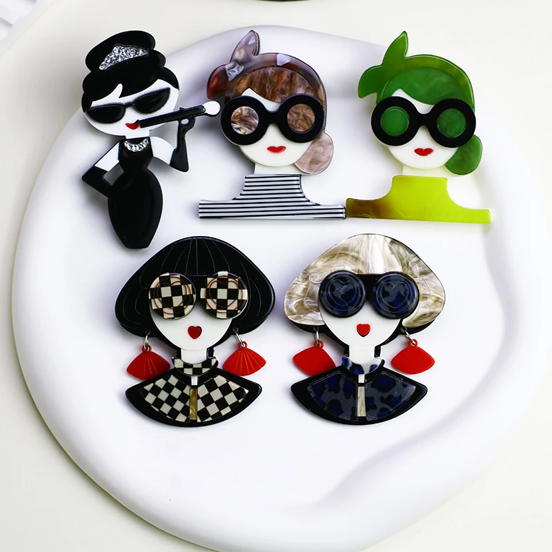 Korea Fashion Sunglasses Girl Brooches For Women Sweet Cartoon Pins Badge Designer Jewelry Accessories