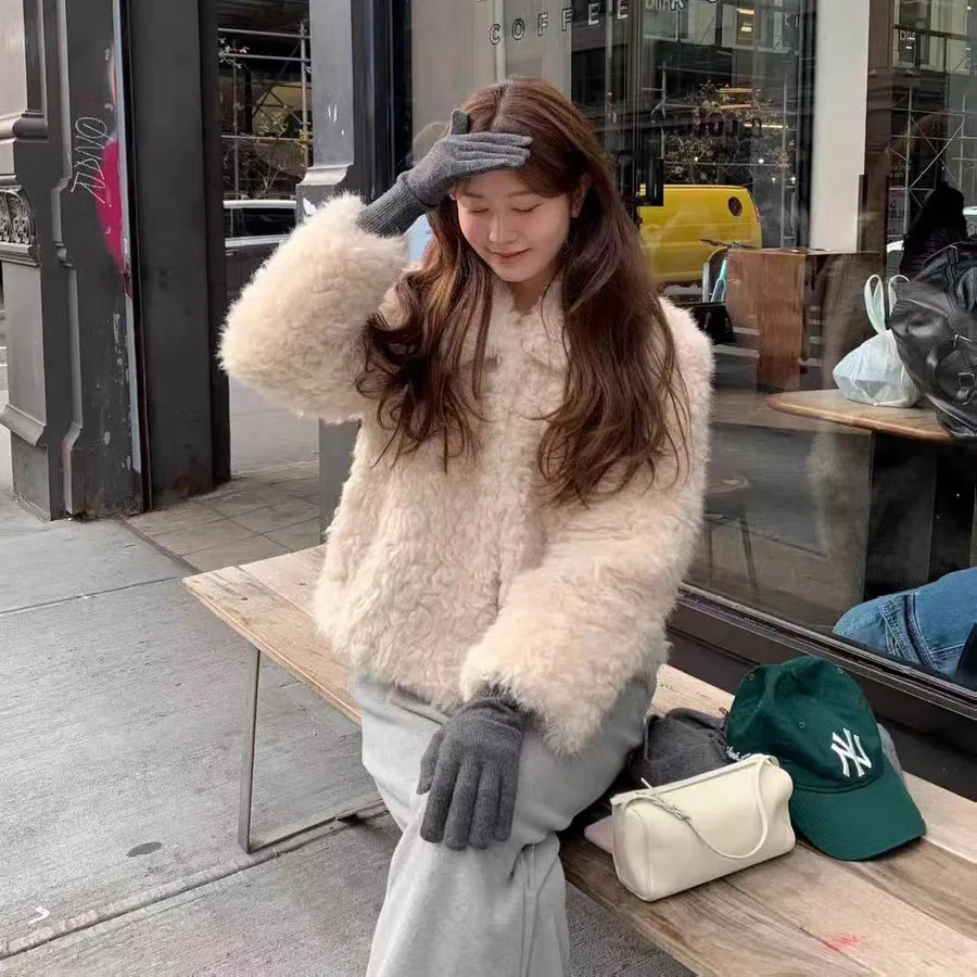 

Sweet And Gentle Retro East Gate Ounce Fur And Leather Inteated Outerwear Long Sve Flip Collar Color Other Material