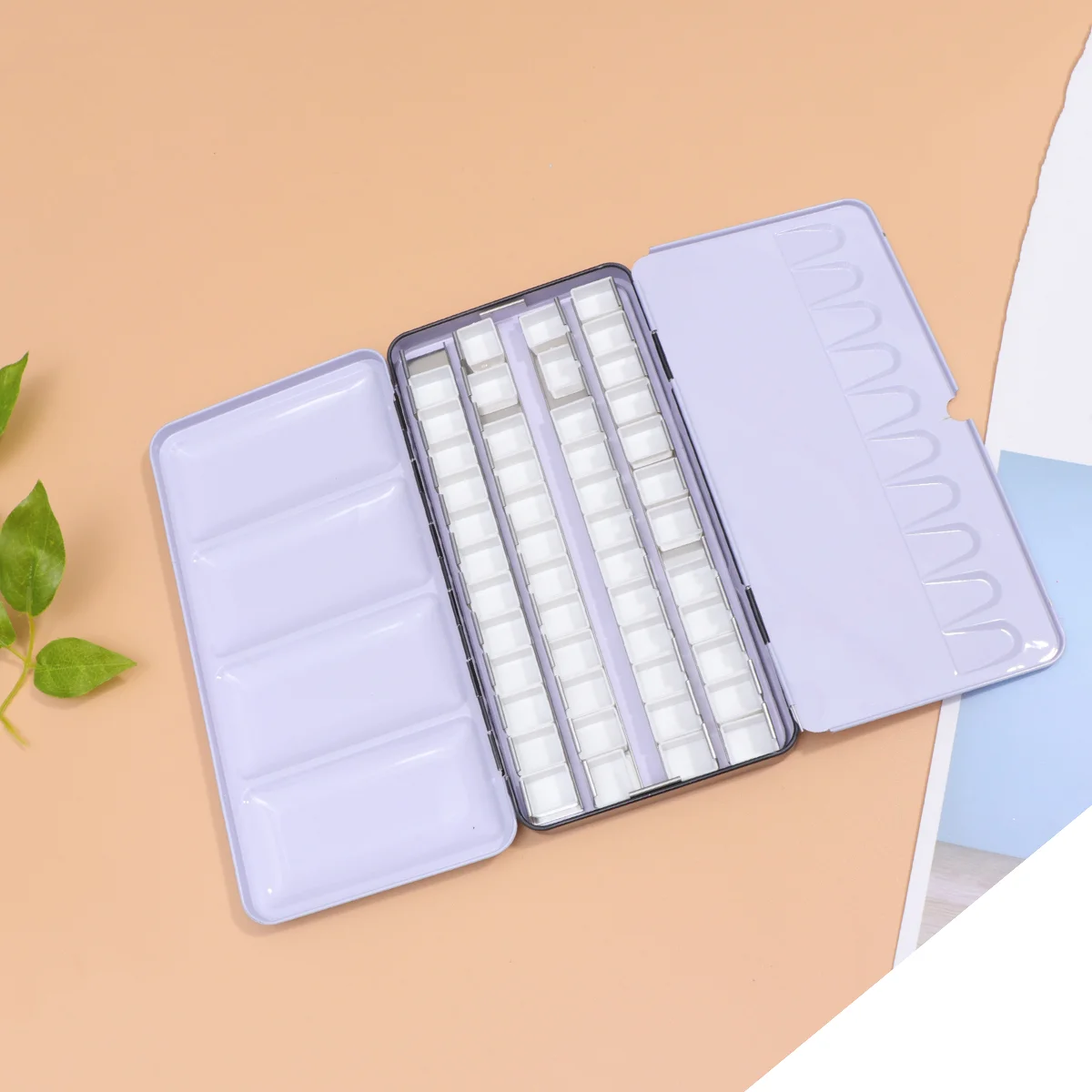 Empty Iron Boxes Watercolor Subpackage Case Solid Pigment Storage Paint Case with 12 Paint Grids