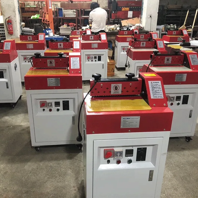 Picture 7: Hot Melt Glue Machine for Packaging Boxes Gift Boxes EVA Pearl Cotton and Hot Melt Self-Glue Coating Machine