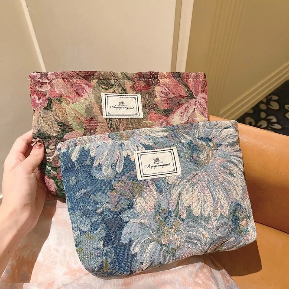 

Элегантная косметичка на молнии с художественным ретро-принтом цветов, вместительная сумка для хранения, для использования на улице