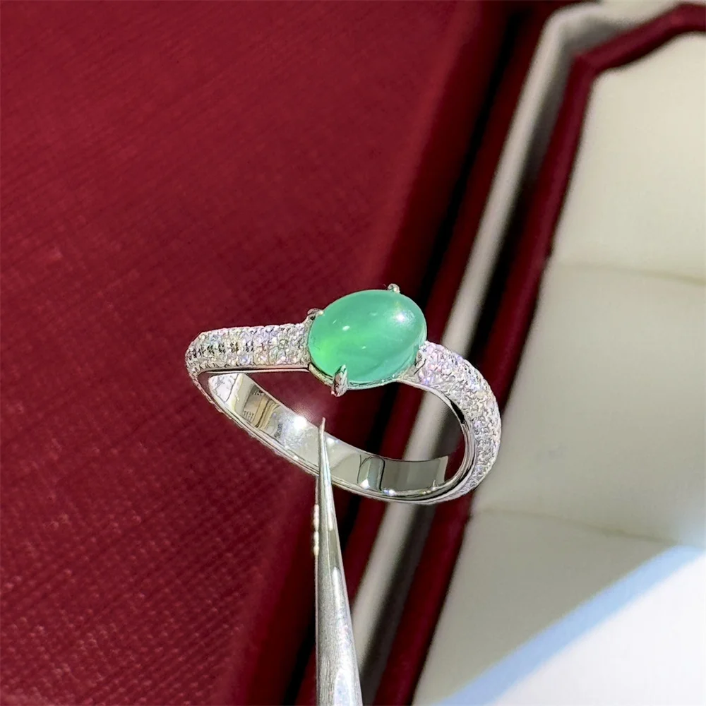 

Egg Shaped Green Chalcedony Ring Unique Chinese Style Design Simple And Versatile 2024 New Ring