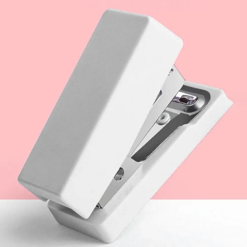 1 Set Excellent Mini Stapler PP Material Handheld Stapler with 400 Manual Astronaut Dinosaur Stapler Sheet Organizer