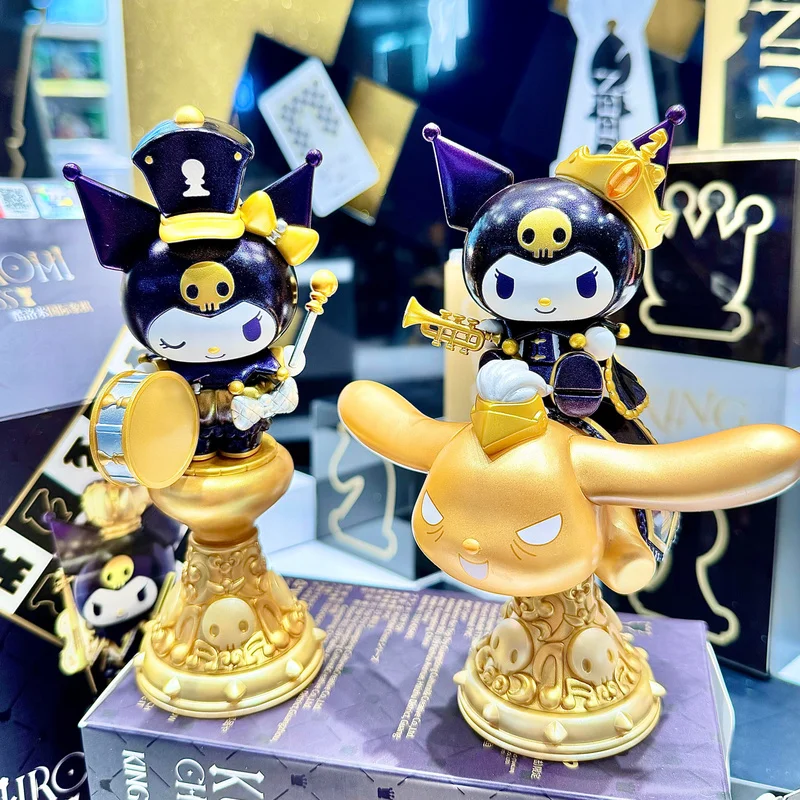 Figure anime originali Sanrio Scatola cieca Serie Kuromi Bambole degli scacchi Kuromi Scatola misteriosa Ornamenti per la stanza carini Regalo di Natale per ragazze