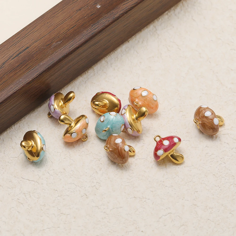 4 Stücke Edelstahl-Emaille Niedliche 3D-Pilz-Anhänger DIY Kinder-Schmuckzubehör Halsketten-Anhänger Armband Kinder-Ohrringe Herstellung – Detail 4