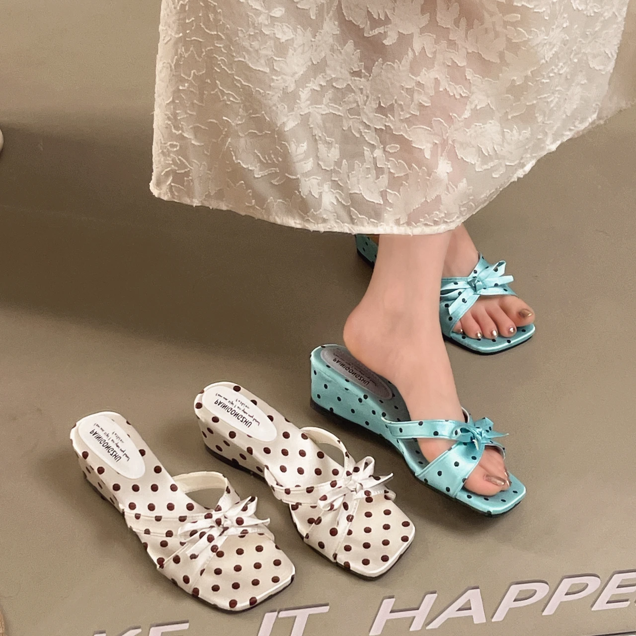 صندل نسائي جديد صيفي 2026 بتصم - مراجعة Summer Clothing Korea وسعره