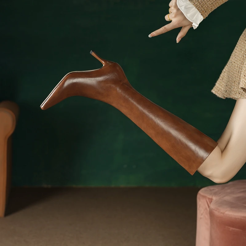 

Women's new leather cowhide pointed toe and knee side zipper high-heeled plus size long boots high top fashion boots knight boot