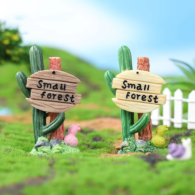 10pcs Resin Small Forest Fingerpost Miniature Crafts for Micro Fairy Garden Landscape Accessories Lovely Signpost Craft