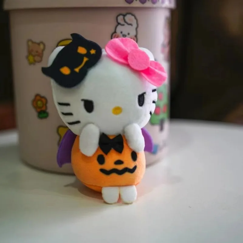 Japońska seria Halloween Sanrio, pluszowa lalka, kreskówkowy Kuromi, Hello Kitty, zawieszka do plecaka, Cinnamoroll, prezent na festiwal dla dzieci.