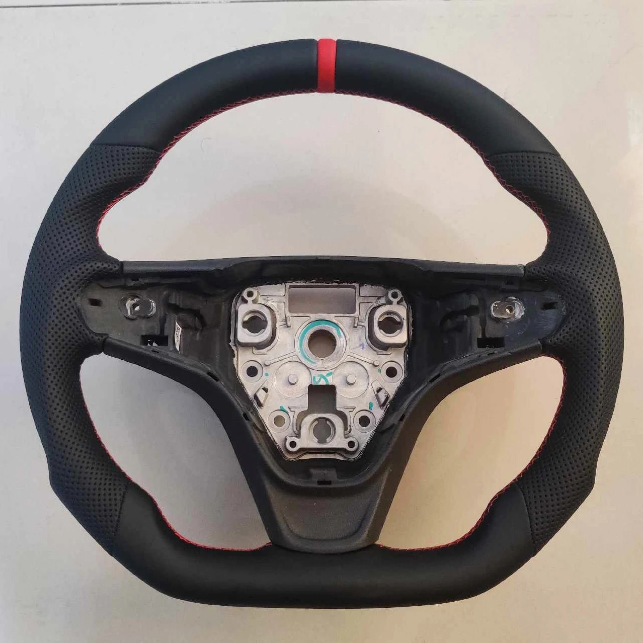 Custom Carbon Fiber Steering Wheel Racing Replacement For Chevrole Malibu XL 2015-2019 2020 Equinox 2017 2018 For Buick Velite 5