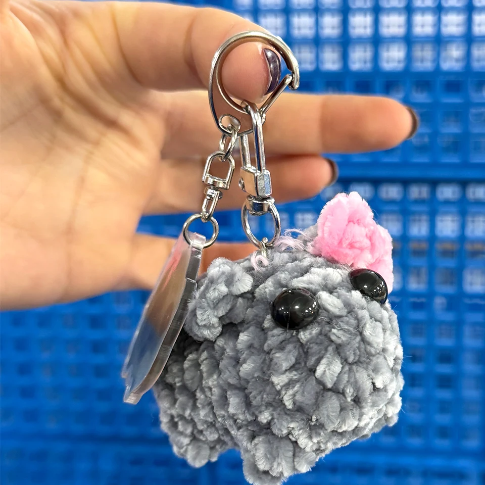 Yupsk حزين الهامستر ميمي الصوت الموسيقى ألعاب من نسيج مخملي حلقات المفاتيح Kawaii حقيبة زينة حزين الهامستر المفاتيح هدية للرجال النساء