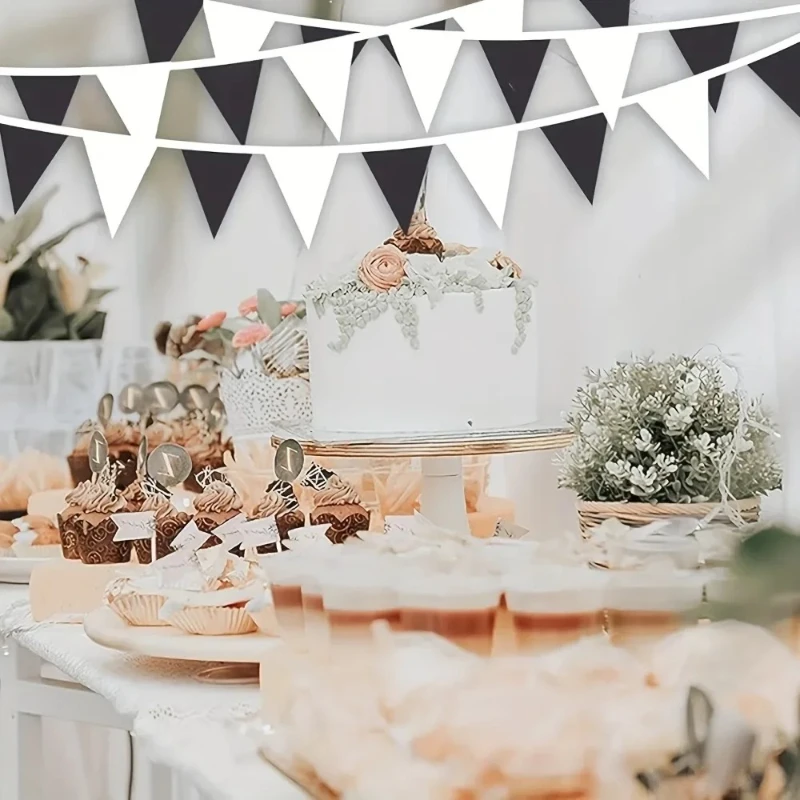 Portable Hanging Triangle Bunting Flags, Plastic Pennant Garland for Birthday Graduation Wedding Holiday Party Background Decor