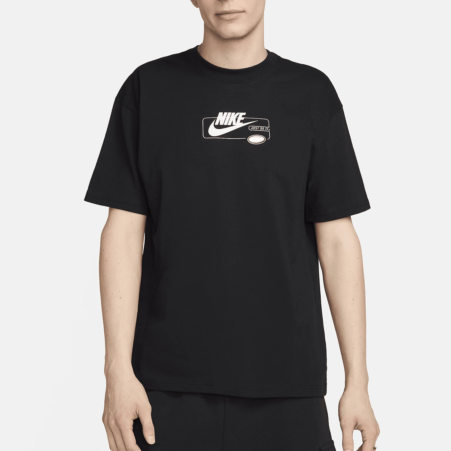 

Nike genuine Sportswear Men's Printed T-Shirt FV4048-010