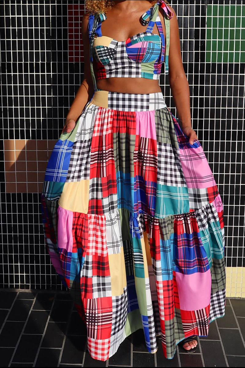 Buntes Kariertes Übergrößen-Zweiteiler-Set mit Träger-Bustier-Crop-Top und Stufenrock für Damen, Boho Sommer-Set – Detail 2