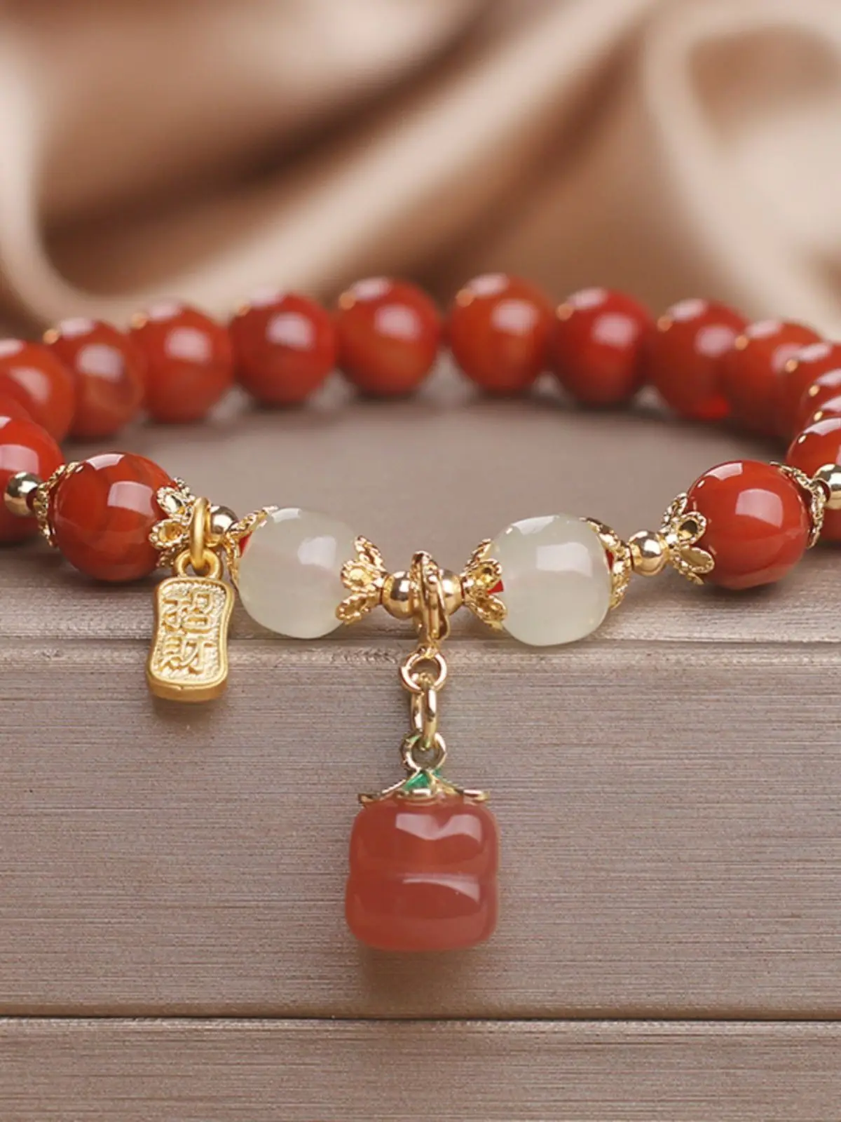 South Red Agate Hotan Jade Beaded Bracelet Female New Chinese Yanyuan Persimmon Pendant Handstring Gift Handwear For Girlfriend