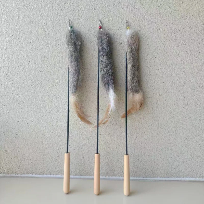 Two-section telescopic cat teaser wand with long rod, rabbit fur and feathers, for entertaining and interactive play with cats