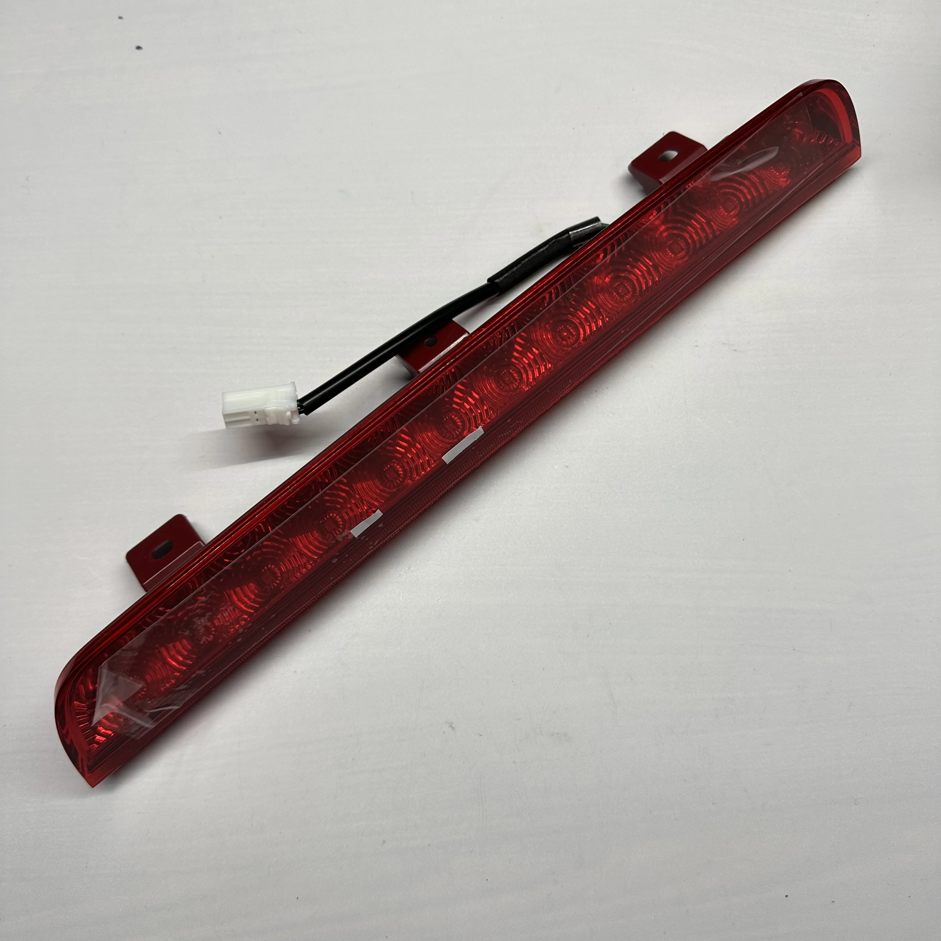 Rear High Mount 3rd Brake Stop Lamp Spoiler For KIA 2010-2014 Sorento OEM Parts 927002P000 92700 2P000 92700-2P000