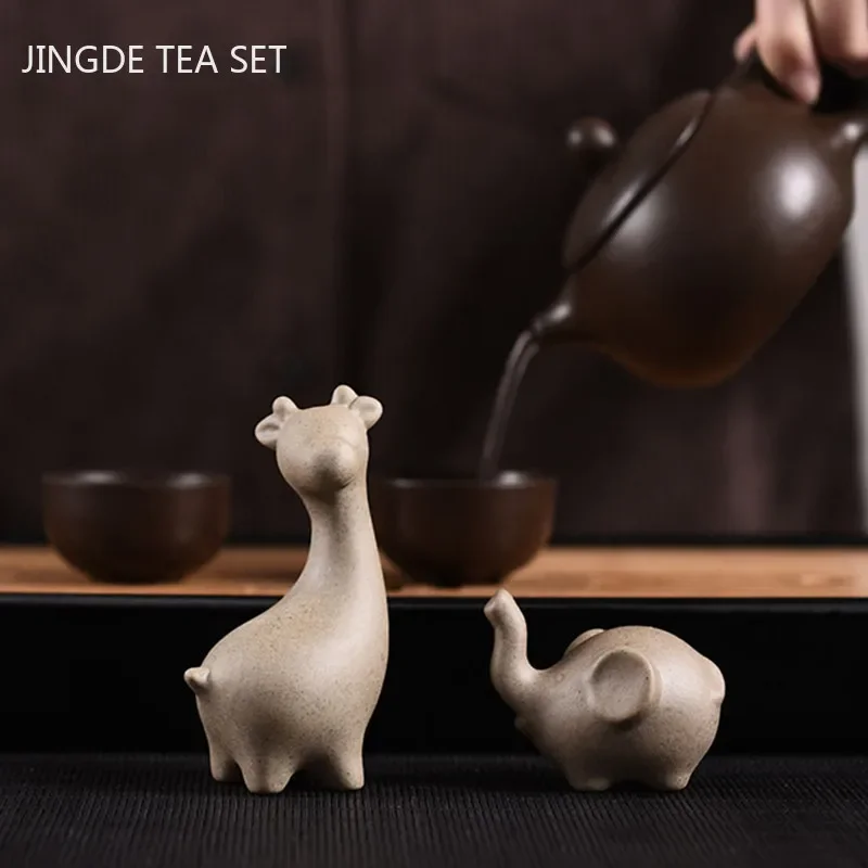 1Pc Crude Pottery Zodiac Tea Pet Ornaments Boutique Cute Mini Tea Figurine Pottery Tea Set Decoration Tea Table Accessories