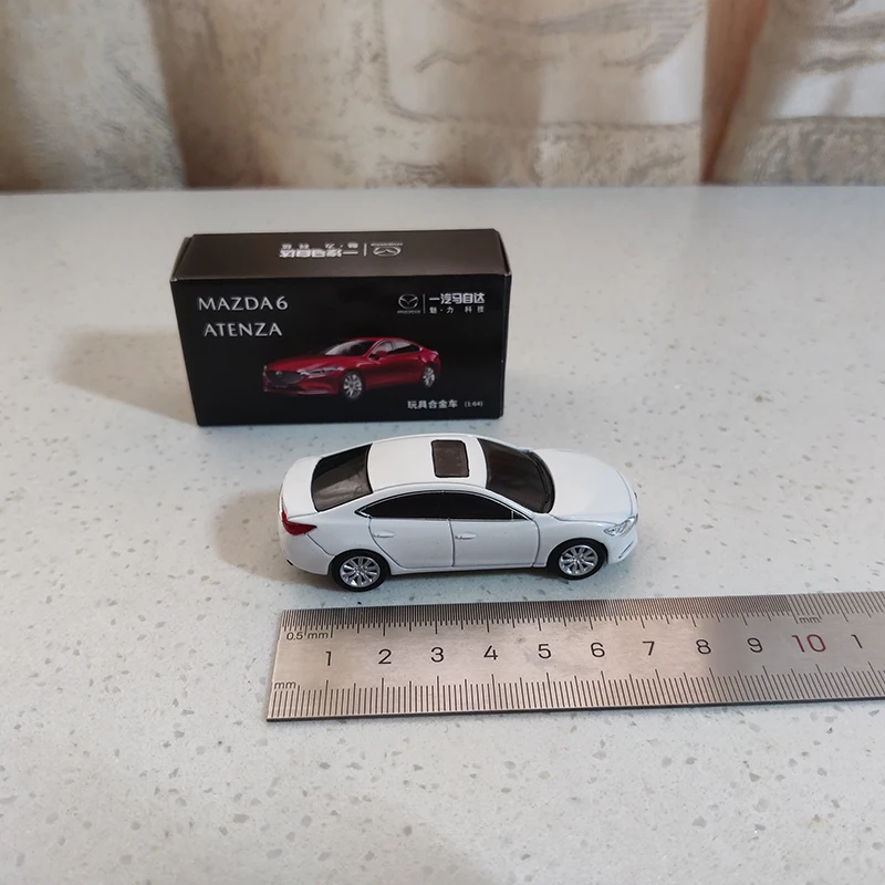 Diecast 1:64 Mazda 6 Mazda ATENZA 2020 Alloy Car Model Toy Collectible Ornament Souvenir Toys Cars