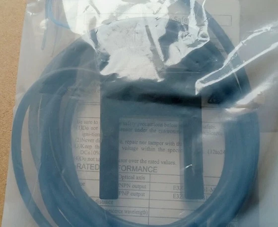 Brand New Original E3Z-G81-M3J E3Z-G82-M3J E3Z-G62-M3J E3Z-G61-M3J E3Z-G81 Photoelectric Switch  Fast Delivery