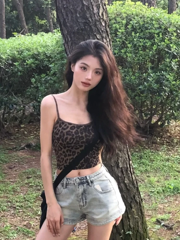 American Retro Leopard Print Strap Vest Women Summer 2024 New Spicy Girl Base Slim Fit Inner And Outer Wear Top