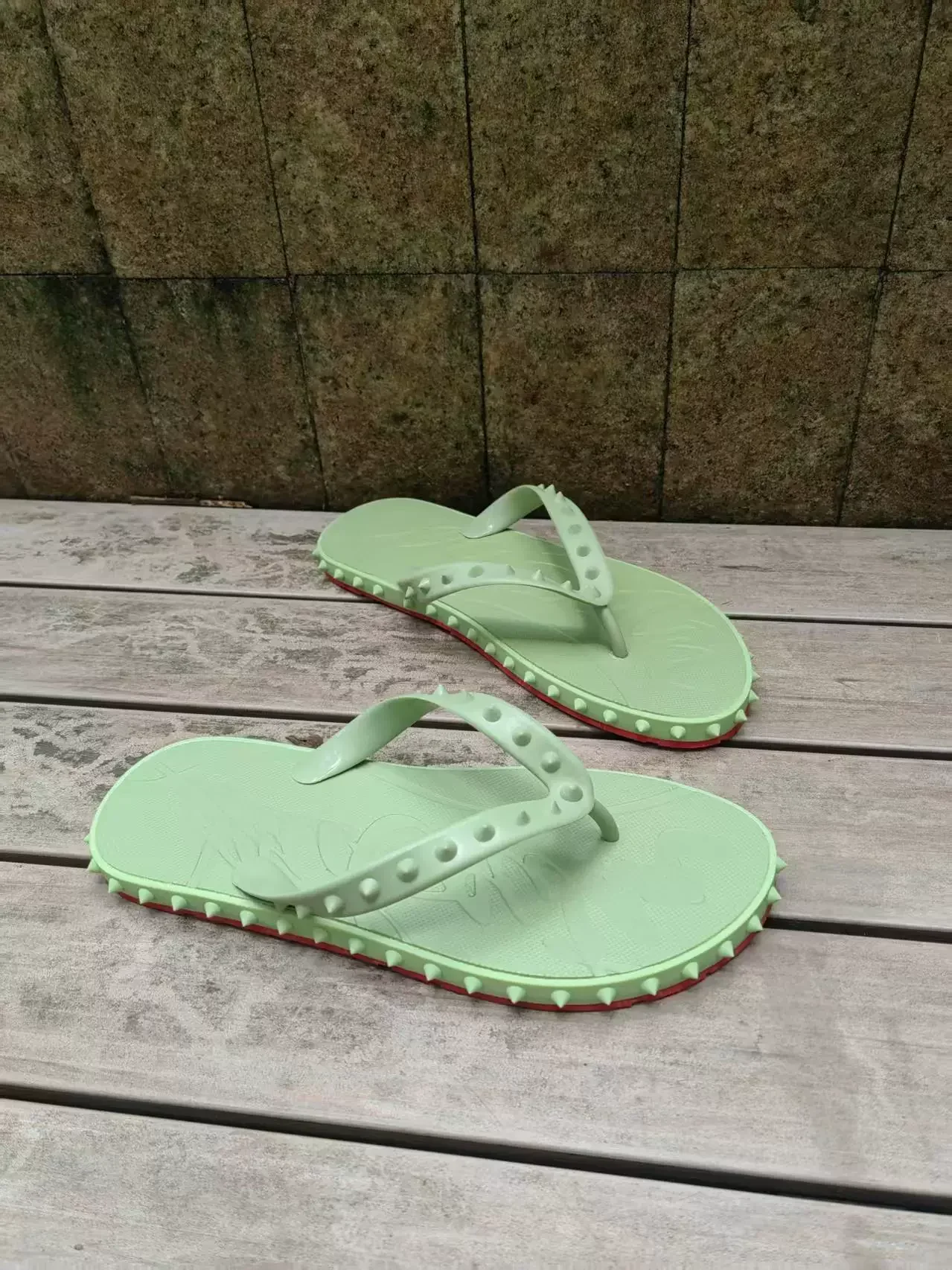 New men's and women's identical stylish wedge sandals for casual wear, personalized and anti-slip, beach shoes view 3
