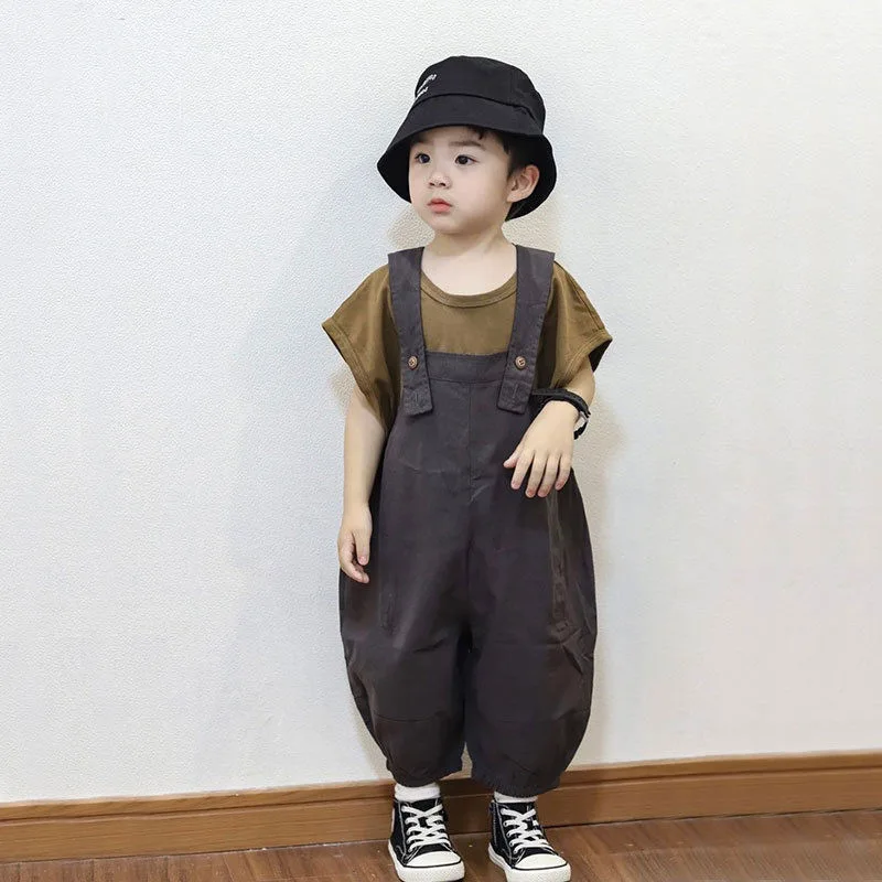 

2023 New Korean Fashion Trend Summer Boys' Solid Strap Pants Two Piece Set Cool, Breathable, Loose and Comfortable