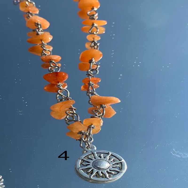 Sun charm Crystal Necklace, Sun Crystal Chip Necklace, Boho Crystal Necklace, Sun Crystal Necklace, Hippie Necklaces, Crystal Ch