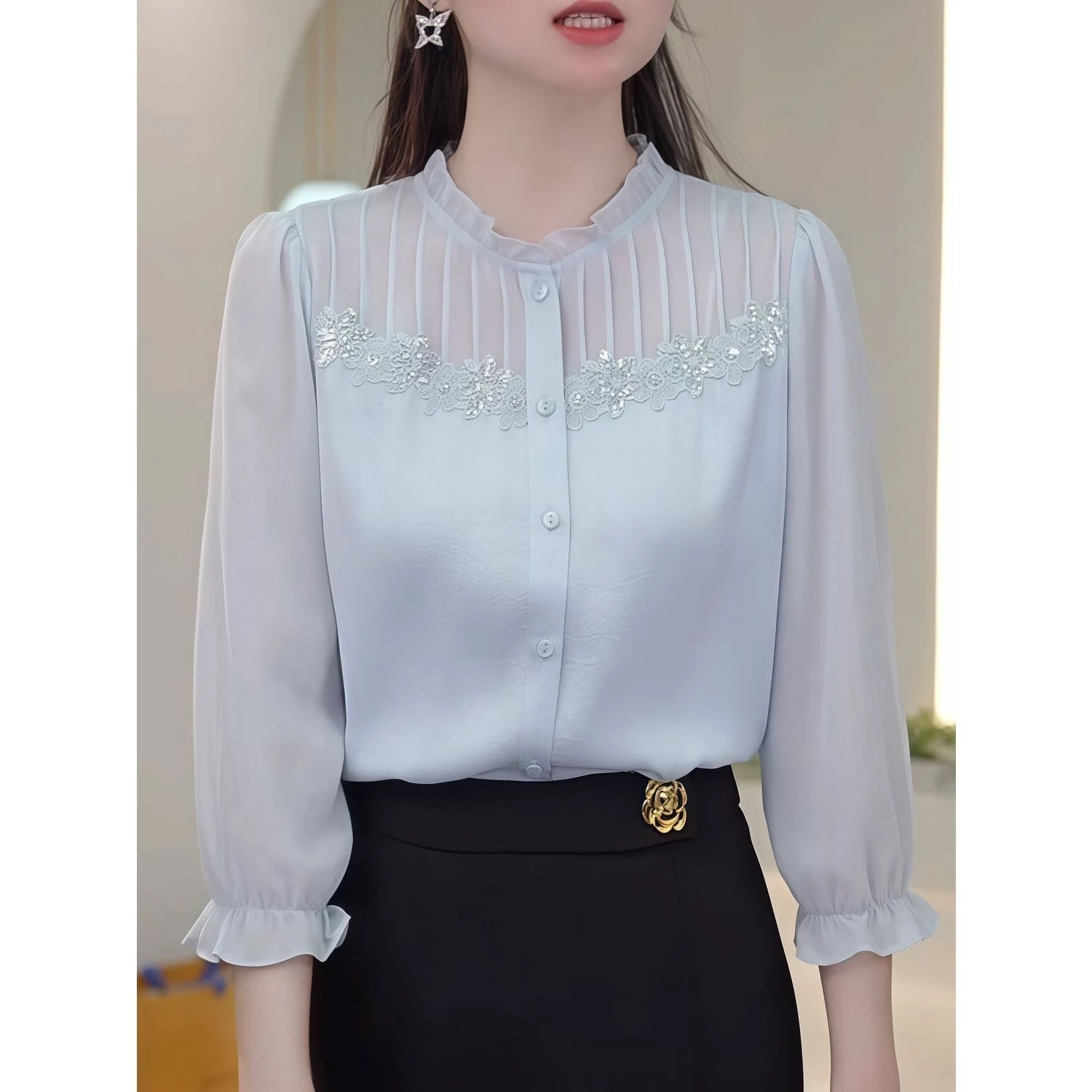 

Elegant Embroidered Acetate Silk Shirt Women's Fashionable Sleeveless Top Spring 2026 New Arrival Slimming Breathable