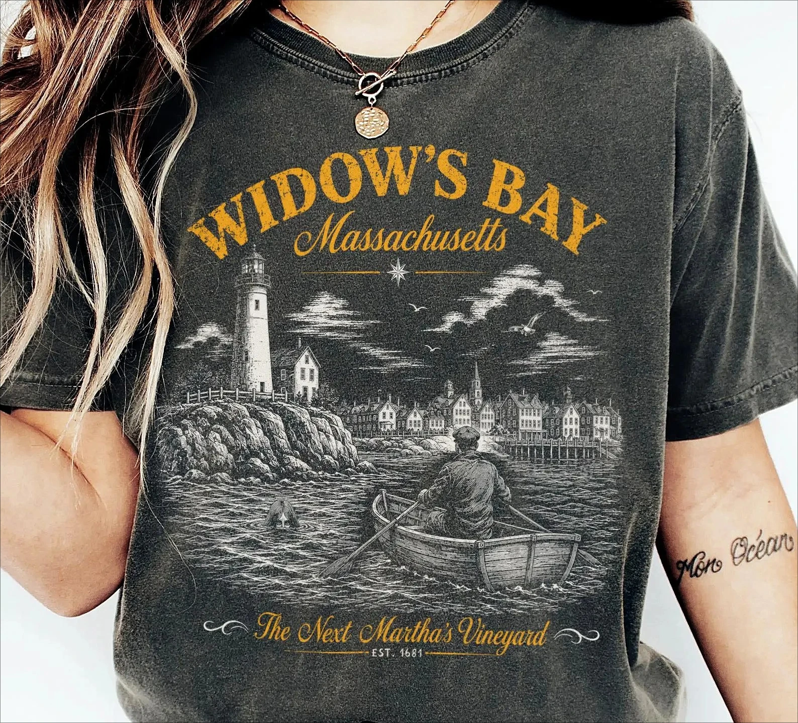 Widow Bay Massachusetts Shirt Retro Travel Poster T-shirt Retro TV Show Pattern Top Horror Movie Enthusiast Gift Printed T-shirt