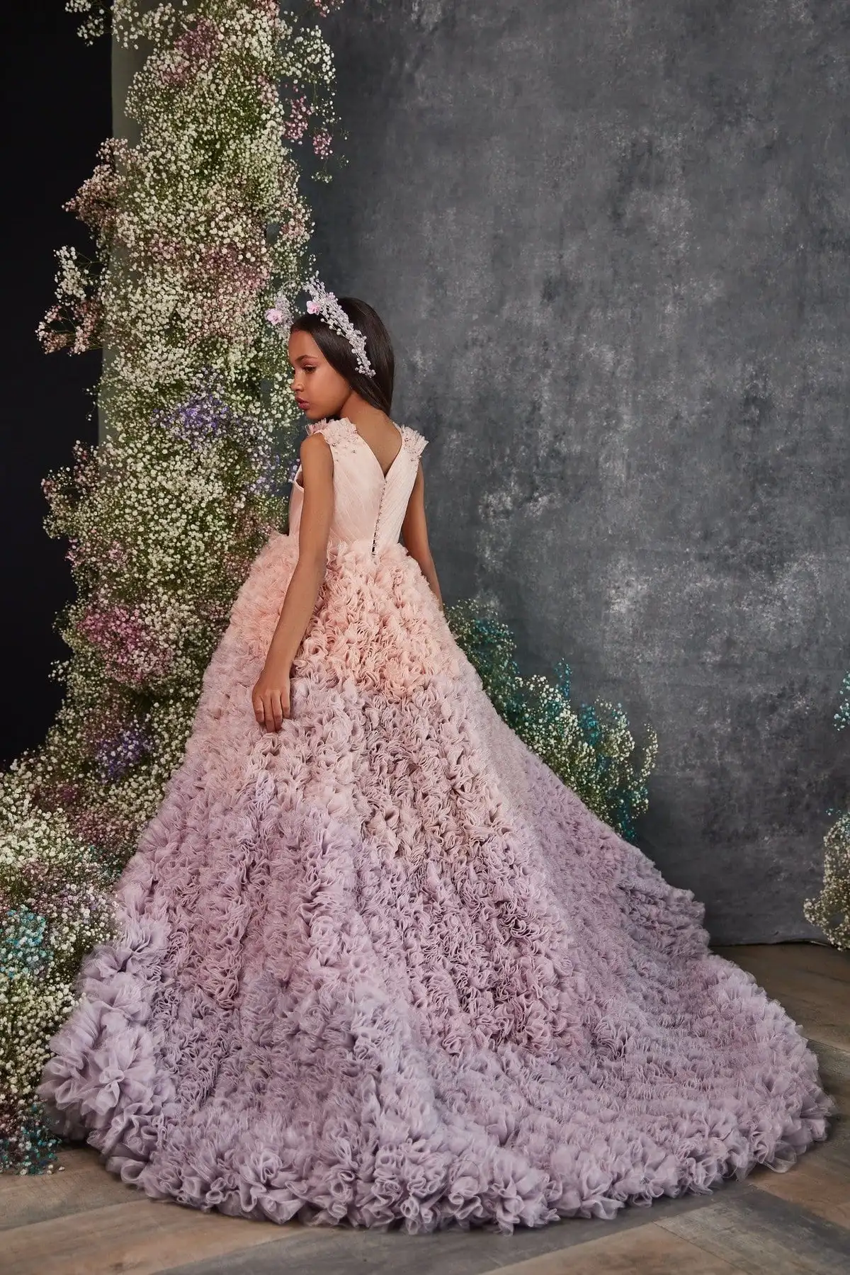 Abiti da ragazza di fiori rosa per matrimoni a-line scollo a v Tulle Ruffles abiti lunghi da spettacolo per ragazze bambini piccoli