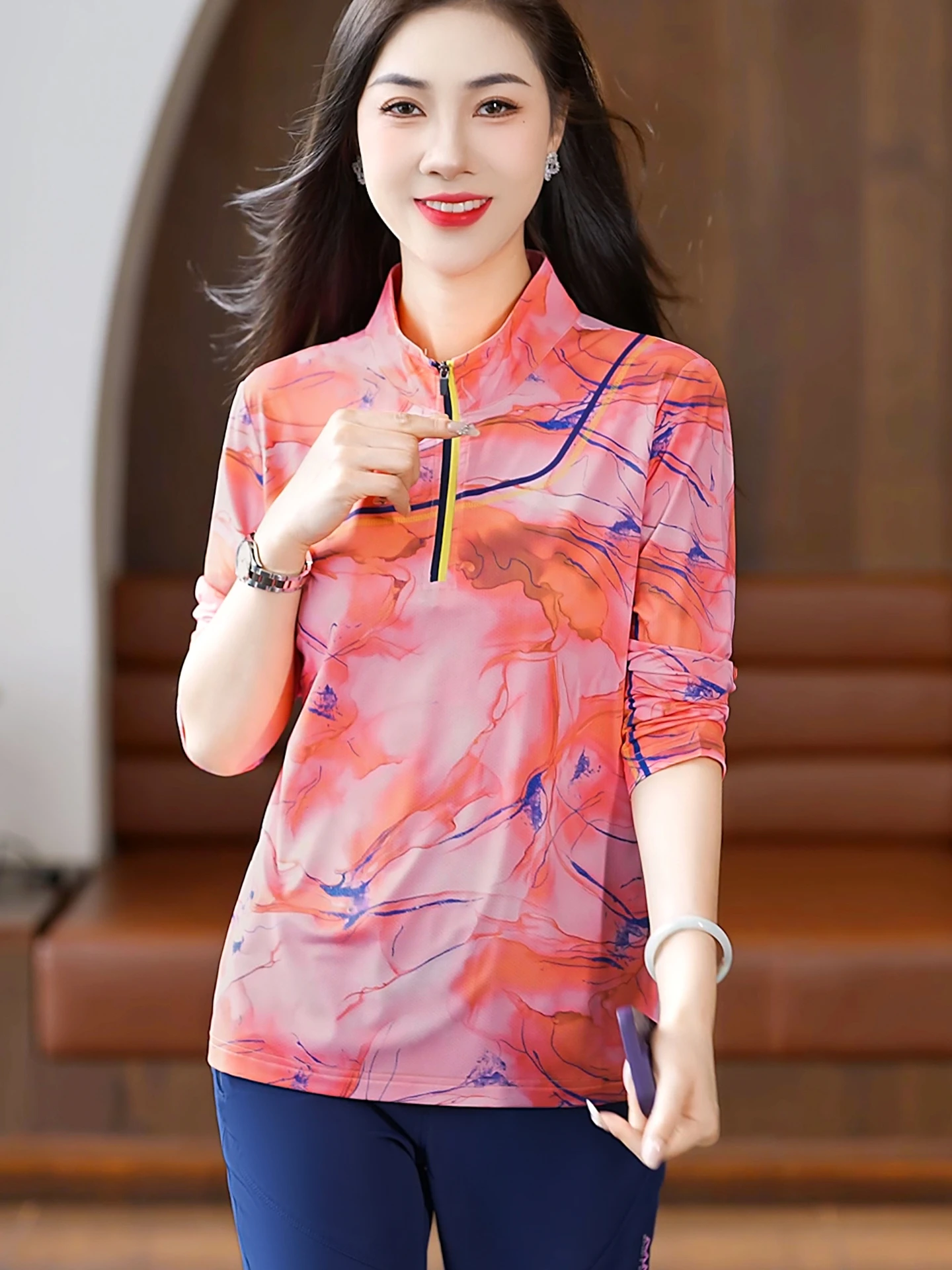 เสื้อยืดแขนยาวผ้าไหมน้ำแข็งลายพราง แห้งเร็ว บางเบา ระบายอากาศดี คอตั้ง สำหรับผู้หญิง ชุดออกกำลังกายกลางแจ้ง ผ้าโพลีเอสเตอร์...