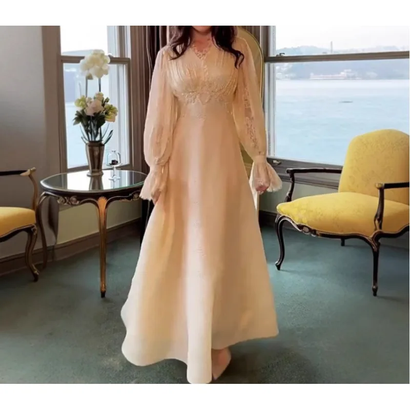 

2025 Palace Style French Retro Daughter Temperament Charming Dress