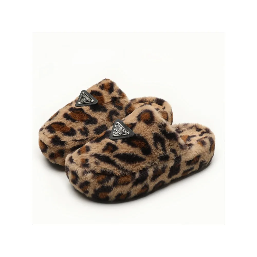 

Fashion Leopard Print Fluffy Slippers for Women Indoor and Outdoor Plush Keep Warm Cotton Shoes Designer Luxury Fur Slippers