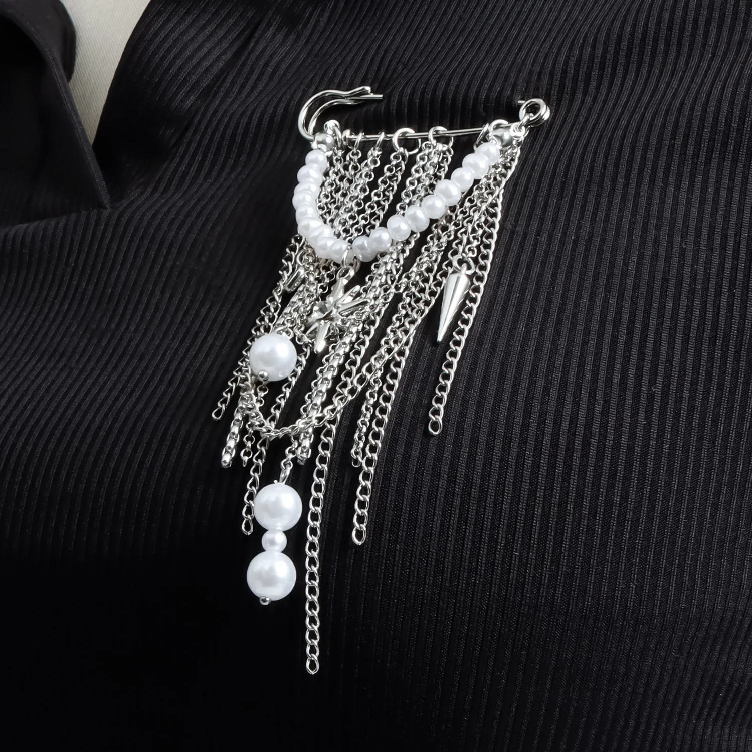 Fashion Exaggerated Multiple Tassels Stars Pearl Brooch Women Functional Waist Cinching Fixed Pin Jewelry Accessories