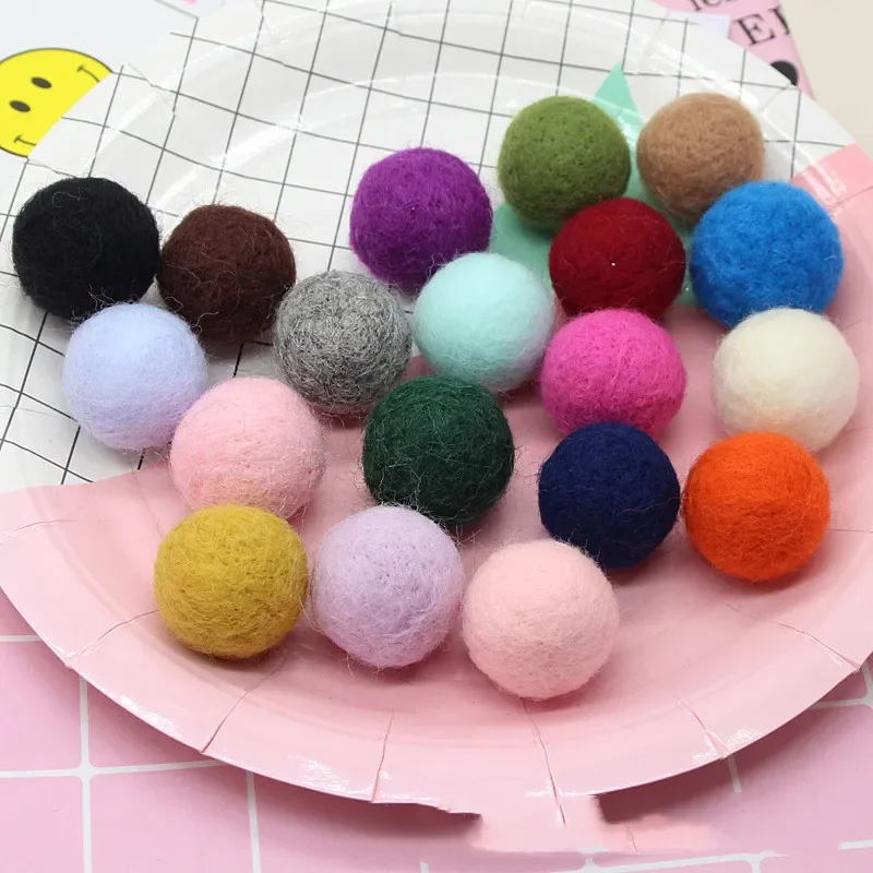 10pcs/lot 3cm Wool Felt Balls Round Colorful  Crafts for DIY Decoration Sewing Supplies