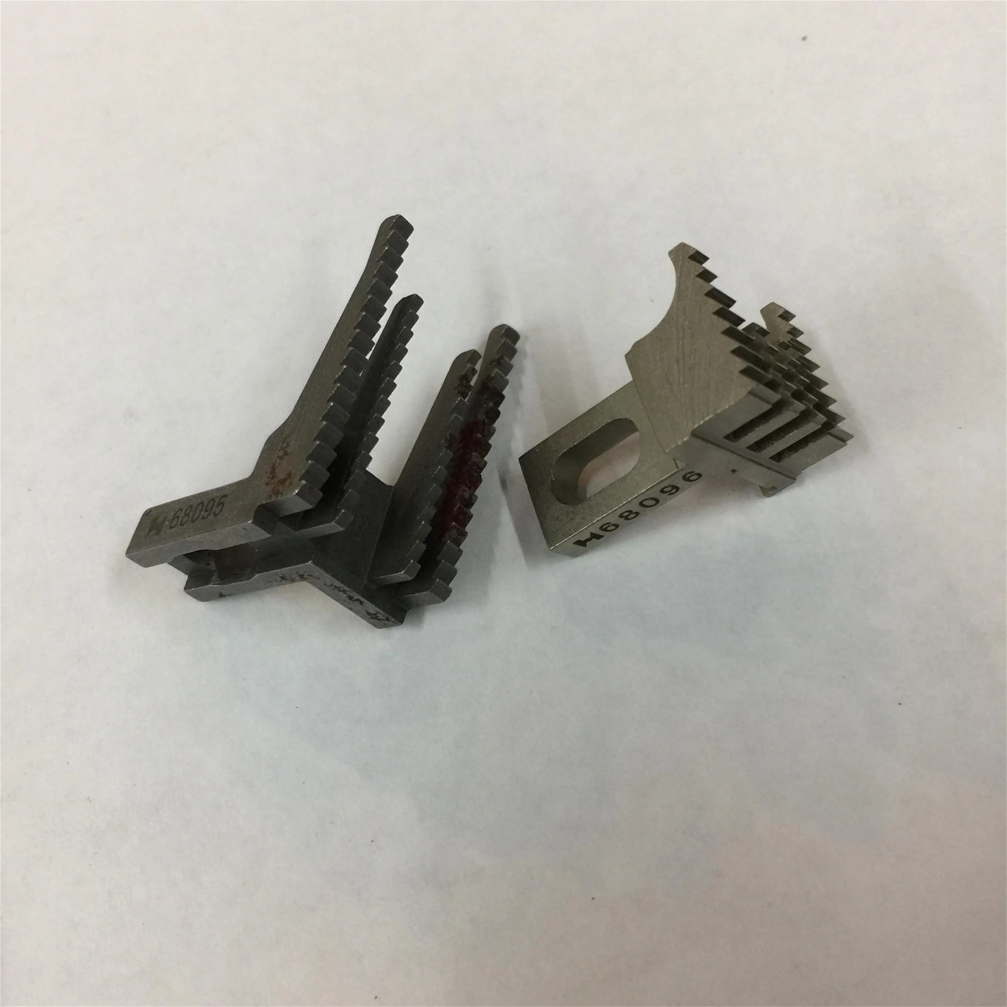 68095 68096 تغذية الكلب قوي H الأسنان أربعة إبر ستة المواضيع الأسنان ل ياماتو FD-62 الربط الأسنان سلس الملابس الداخلية مجفف الأسنان