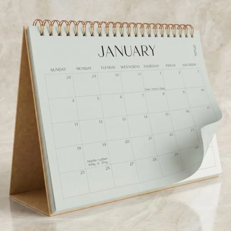 

Эстетичный настольный календарь на 2026-2027 годы - действует с января 2026 по июль 2027 г. - Красивый компактный настольный календарь-перевертыш на 26-27 страниц для каждого.