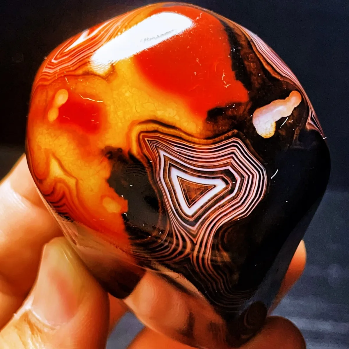 Color Gradient Banded Agate Palm Stone, Tumbled Polished, Authentic Stone, Jewelry Making, Natural Stone, Crystal Collection