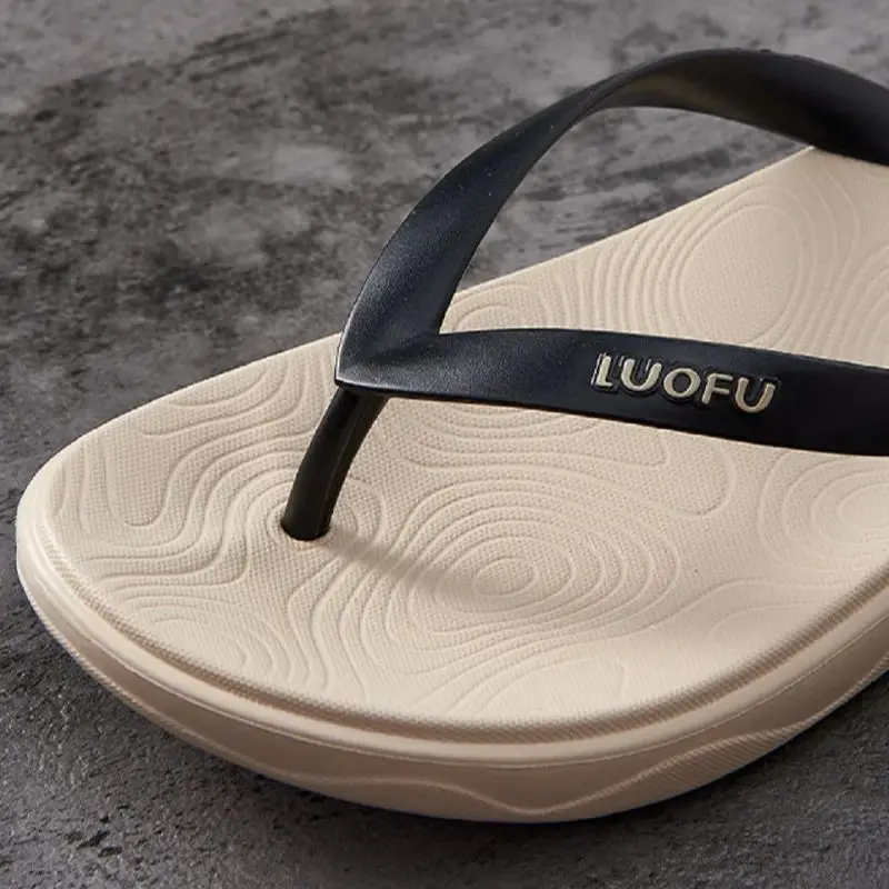 LUOFU Men Flip Flops Summer Beach Flip Flops Lightweight Anti-skid Slip On Thong Sandals Men Beach Slippers Summer Outdoor