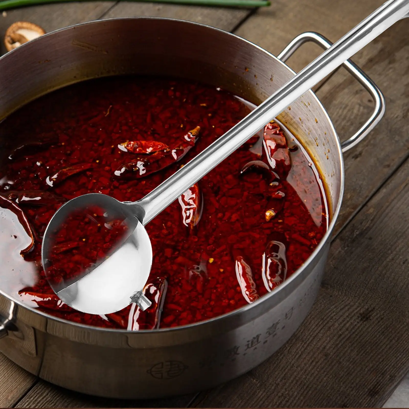 

Stainless Steel Gravy Ladle Soup Spoon Long Handle Sauce Ladle Gravy Pouring Spoon Kitchen Accessory Kitchen Gadgets